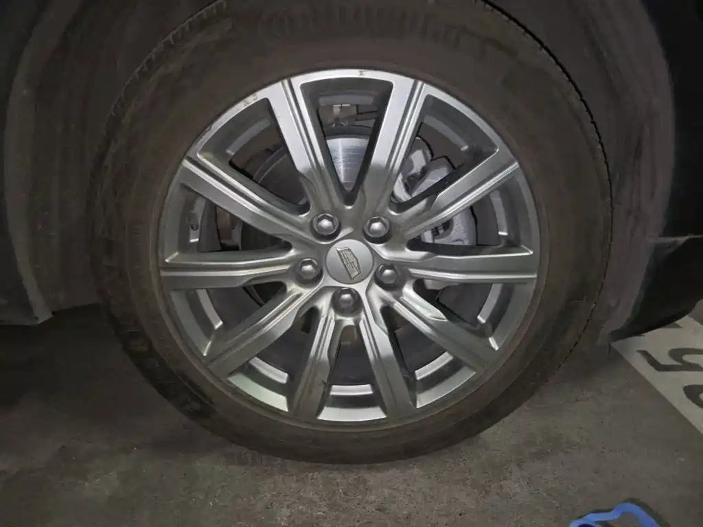 Cadillac XT4 — миниатюра 8