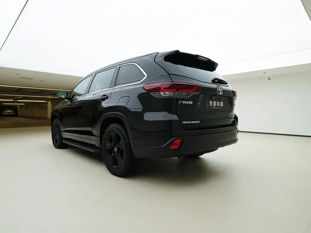 Toyota Highlander — миниатюра 5