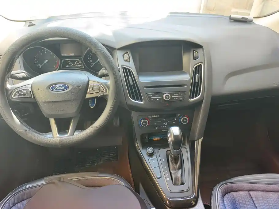 Ford Focus — миниатюра 12
