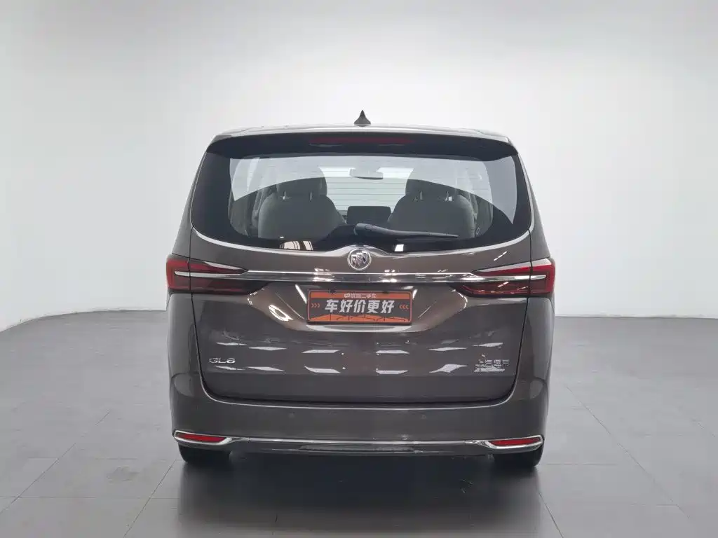 Buick GL8 — миниатюра 4