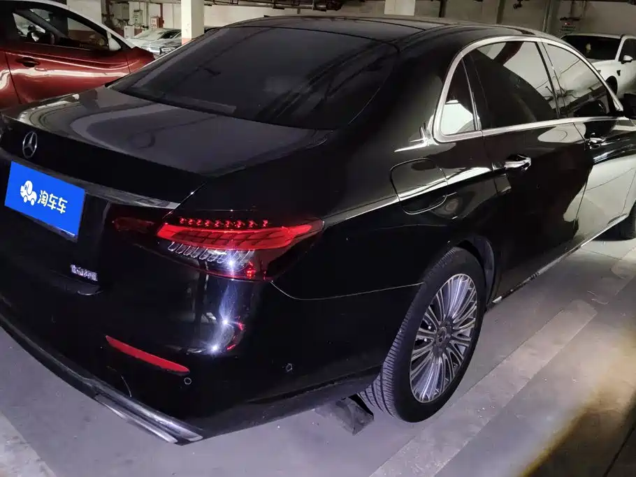 Mercedes-Benz E-Class — миниатюра 3