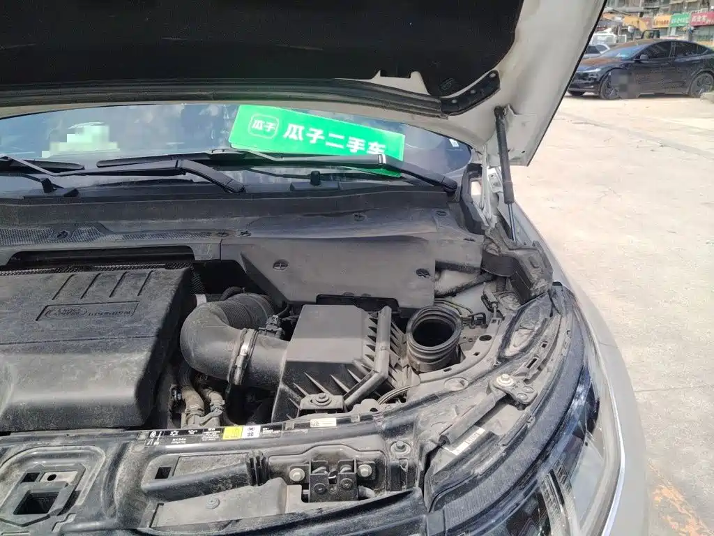Land Rover Discovery Sport — миниатюра 22