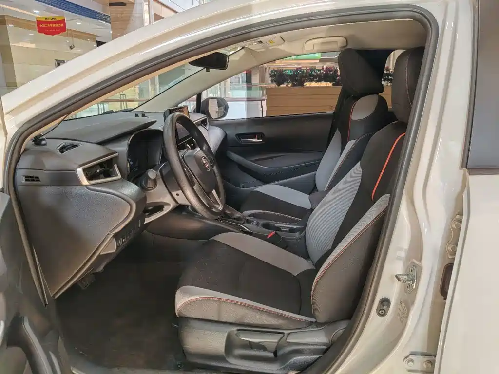Toyota Corolla — миниатюра 6