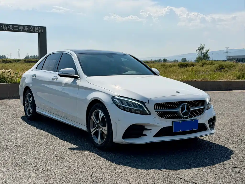 Mercedes-Benz C-Class — миниатюра 4
