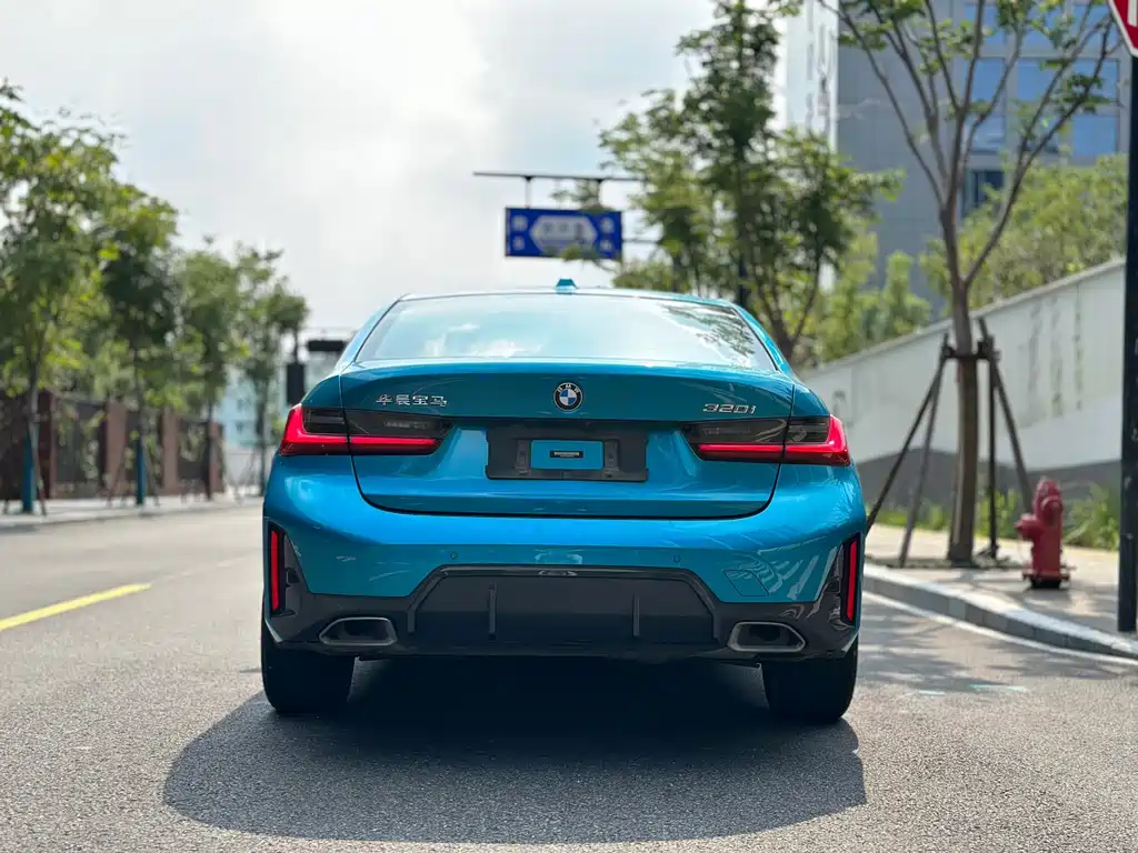 BMW 3 Series — миниатюра 5