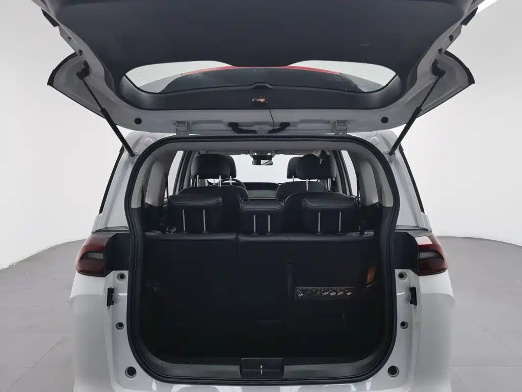 GAC Motor Trumpchi M6 — миниатюра 16