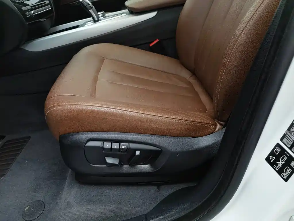 BMW X5 (Import) — миниатюра 19