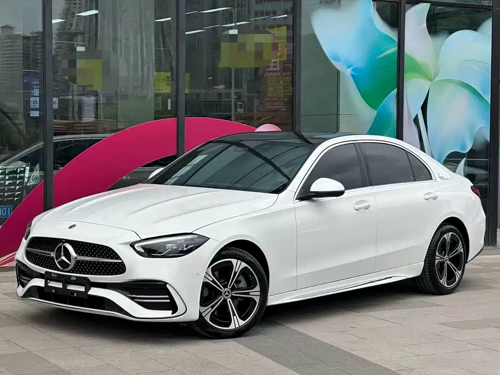 Mercedes-Benz C-Class 2024