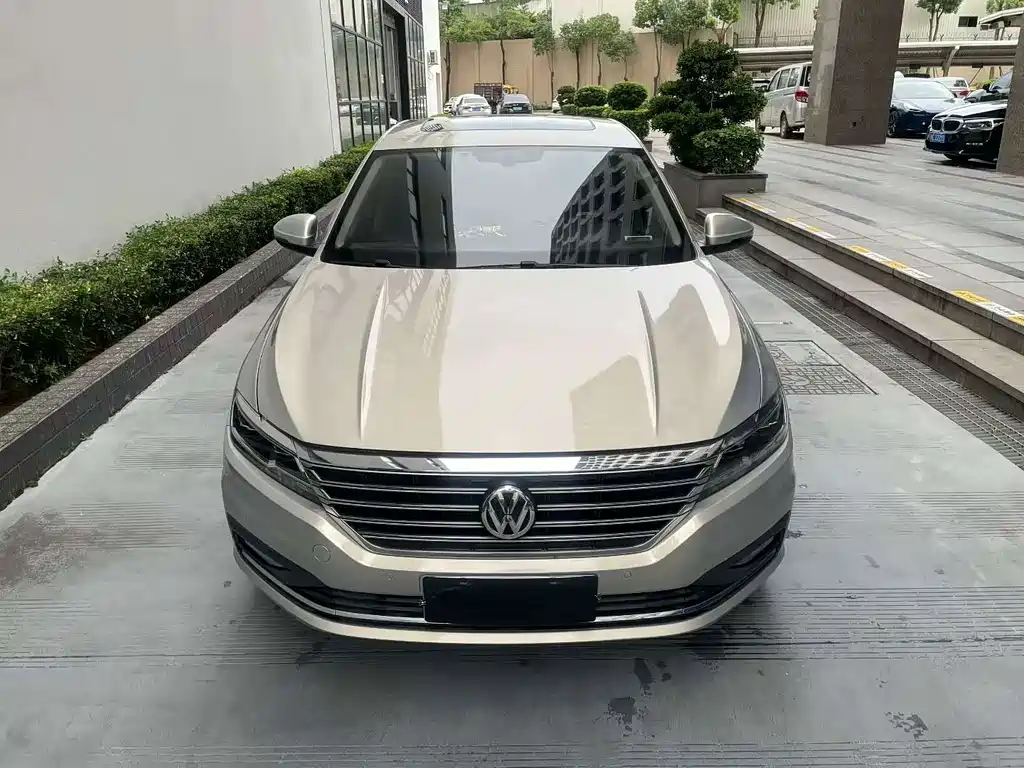 Volkswagen Lavida — миниатюра 2
