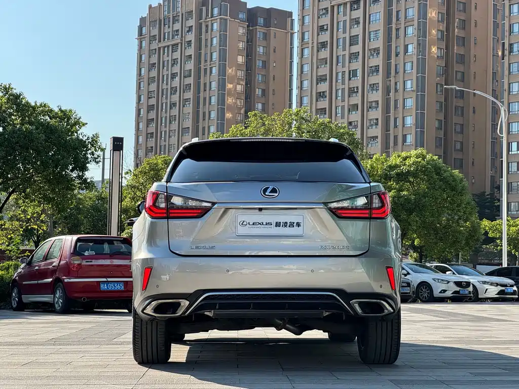 Lexus RX — миниатюра 5