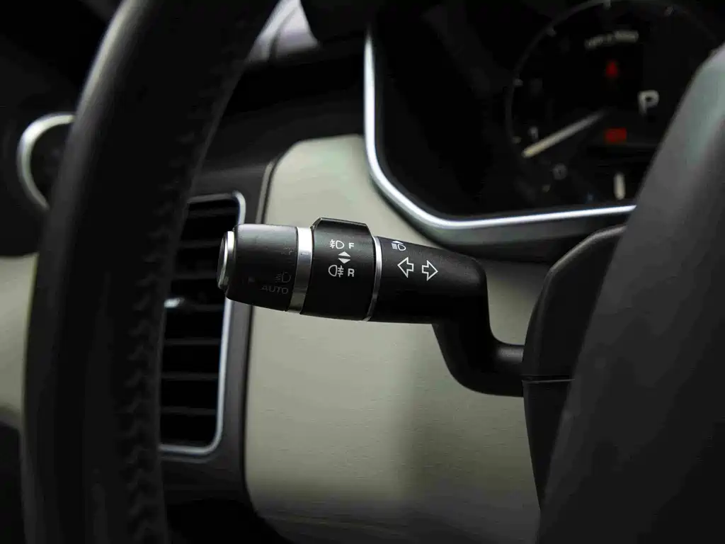 Land Rover Sport — миниатюра 17