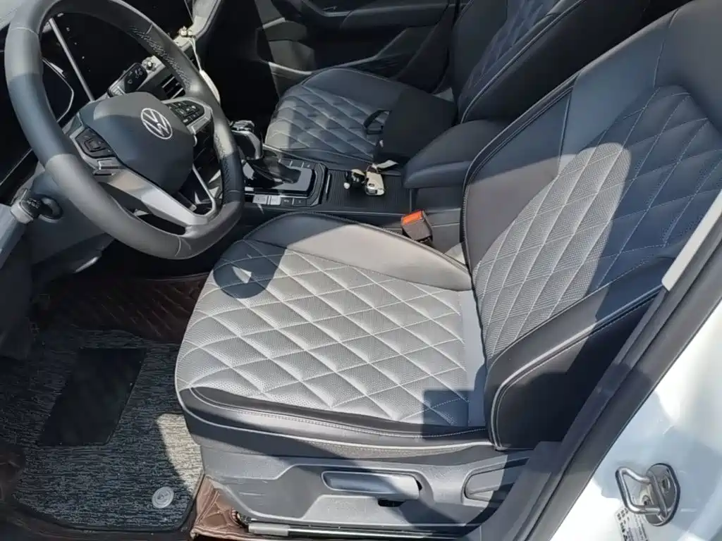 Volkswagen Sagitar — миниатюра 15