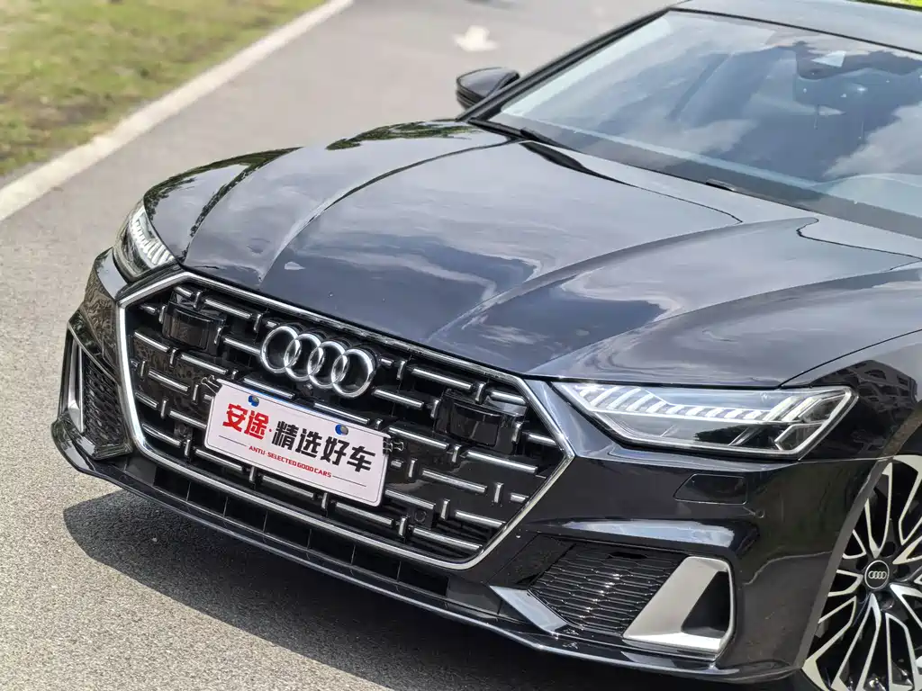 Audi A7L — миниатюра 5