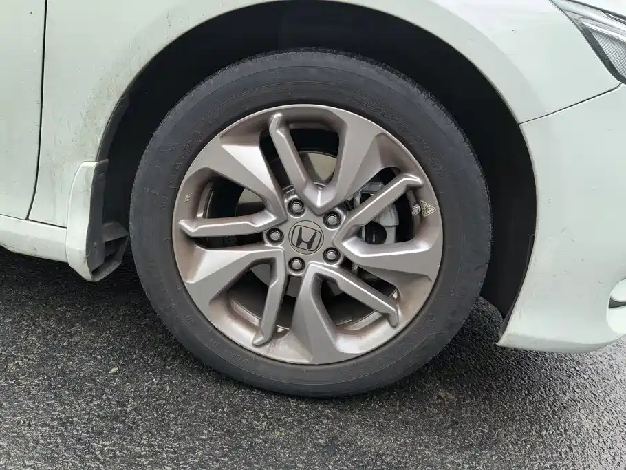 Honda Accord — миниатюра 6
