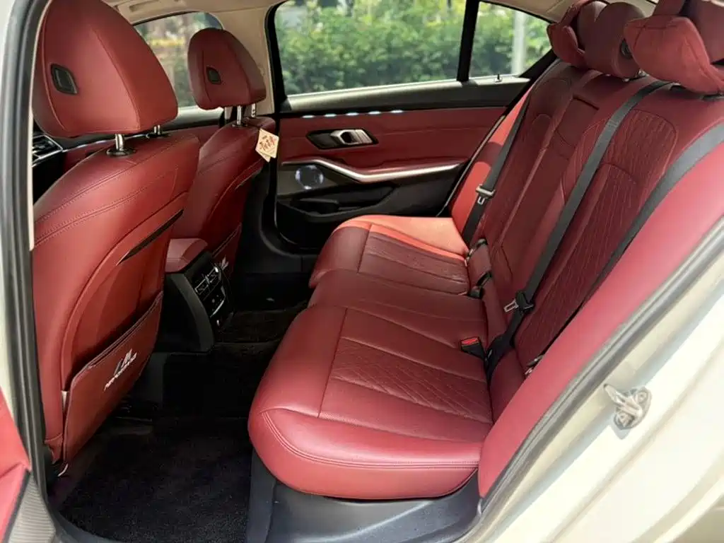 BMW 3 Series — миниатюра 8