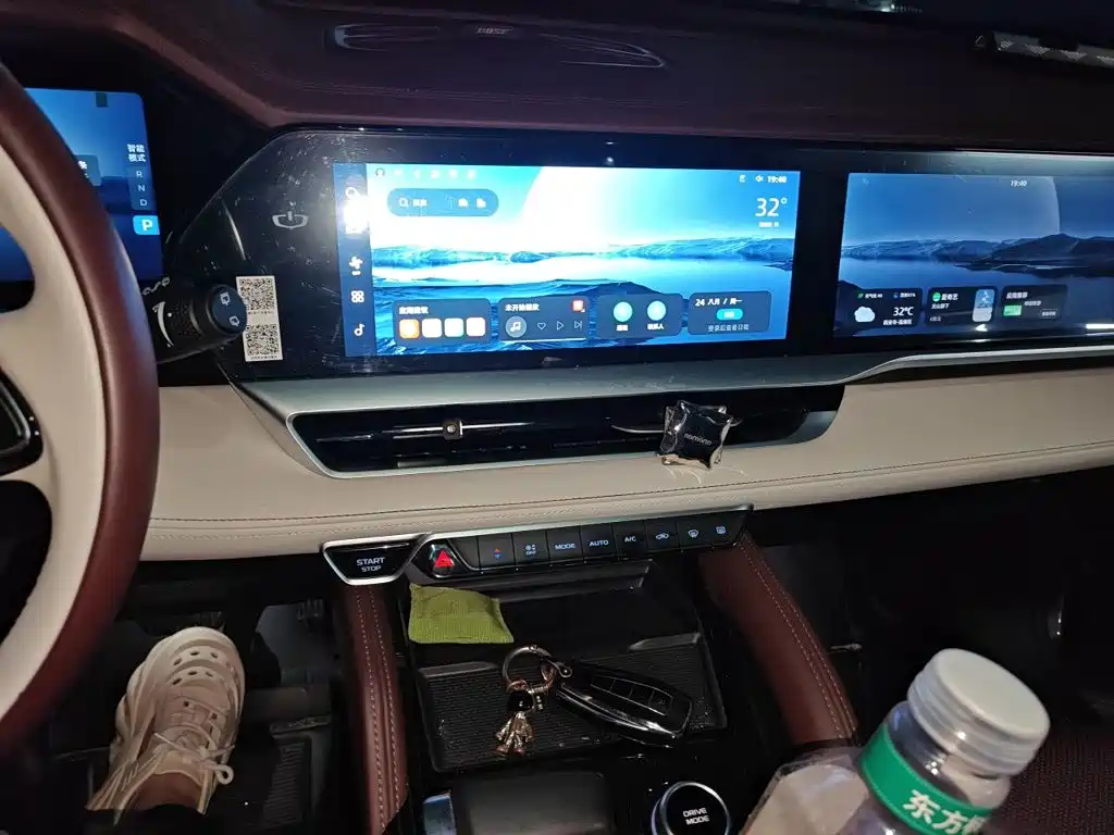 Geely Xingyue L — миниатюра 9