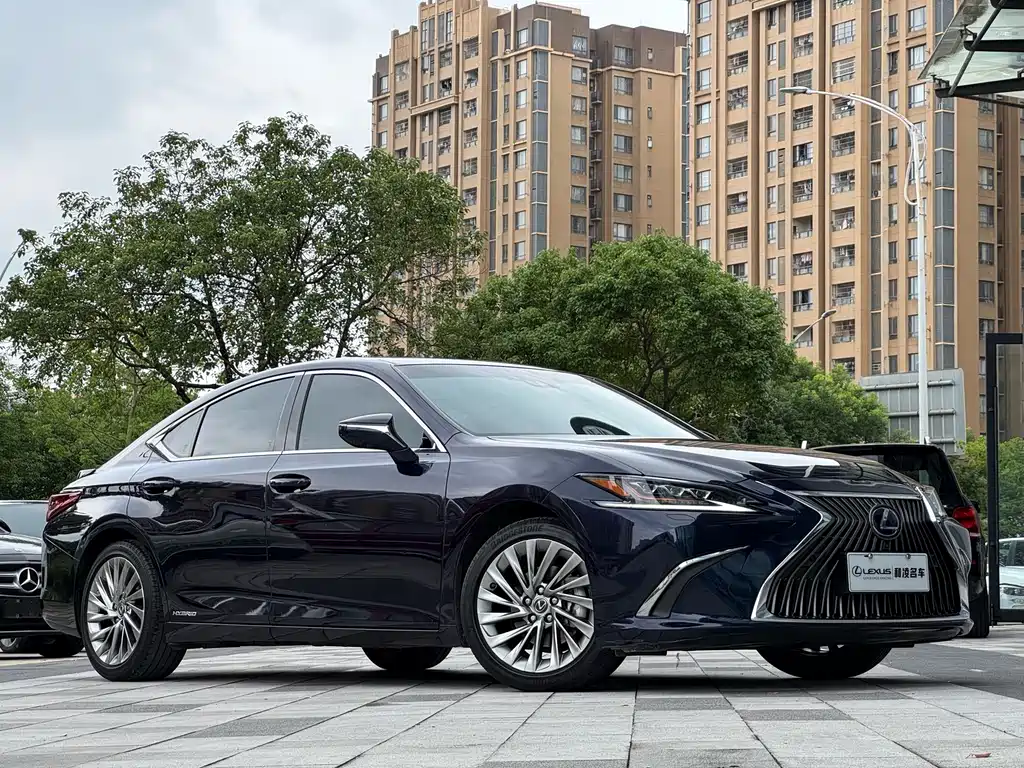 Lexus ES — миниатюра 3