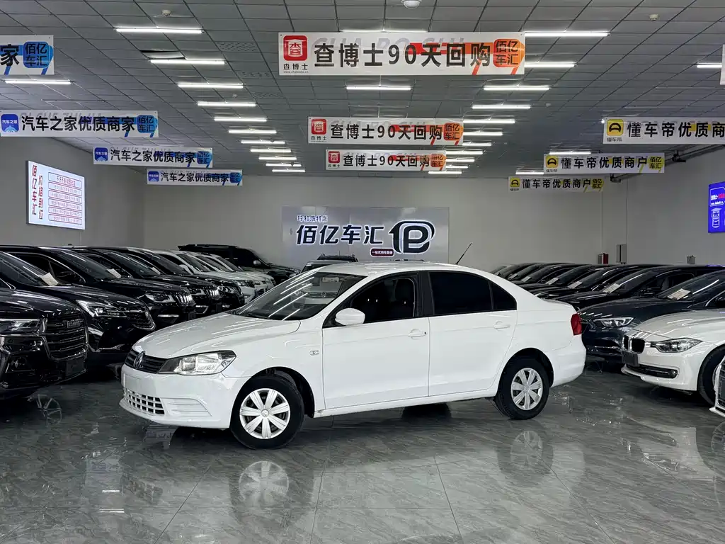 Купить Volkswagen Jetta