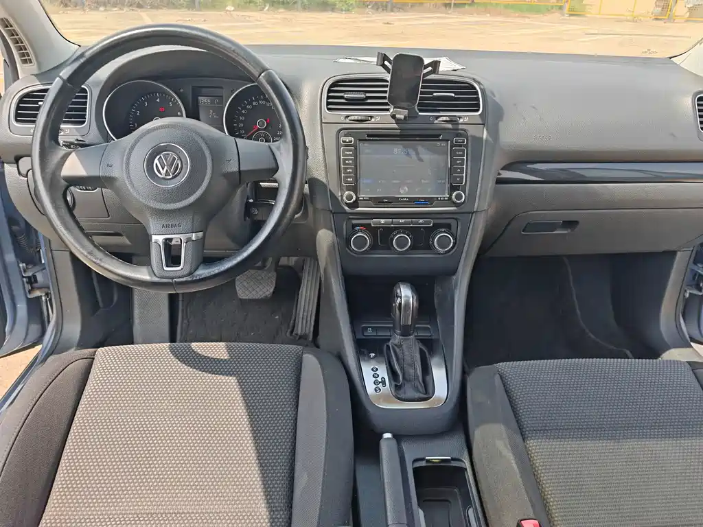 Volkswagen Golf — миниатюра 5