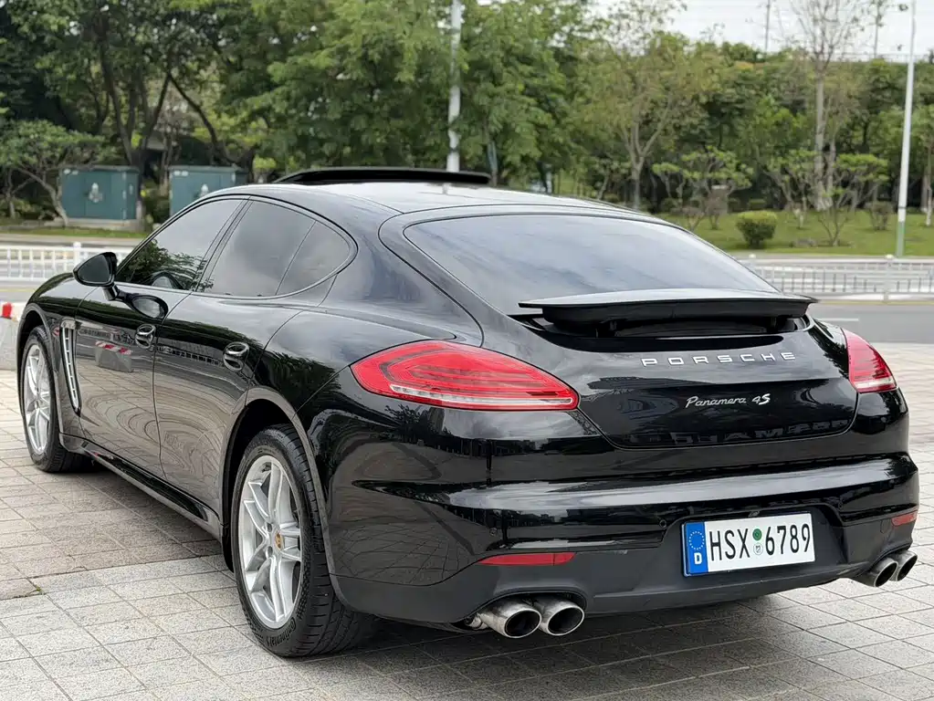 Porsche Panamera 2014 Panamera 4 3.0T