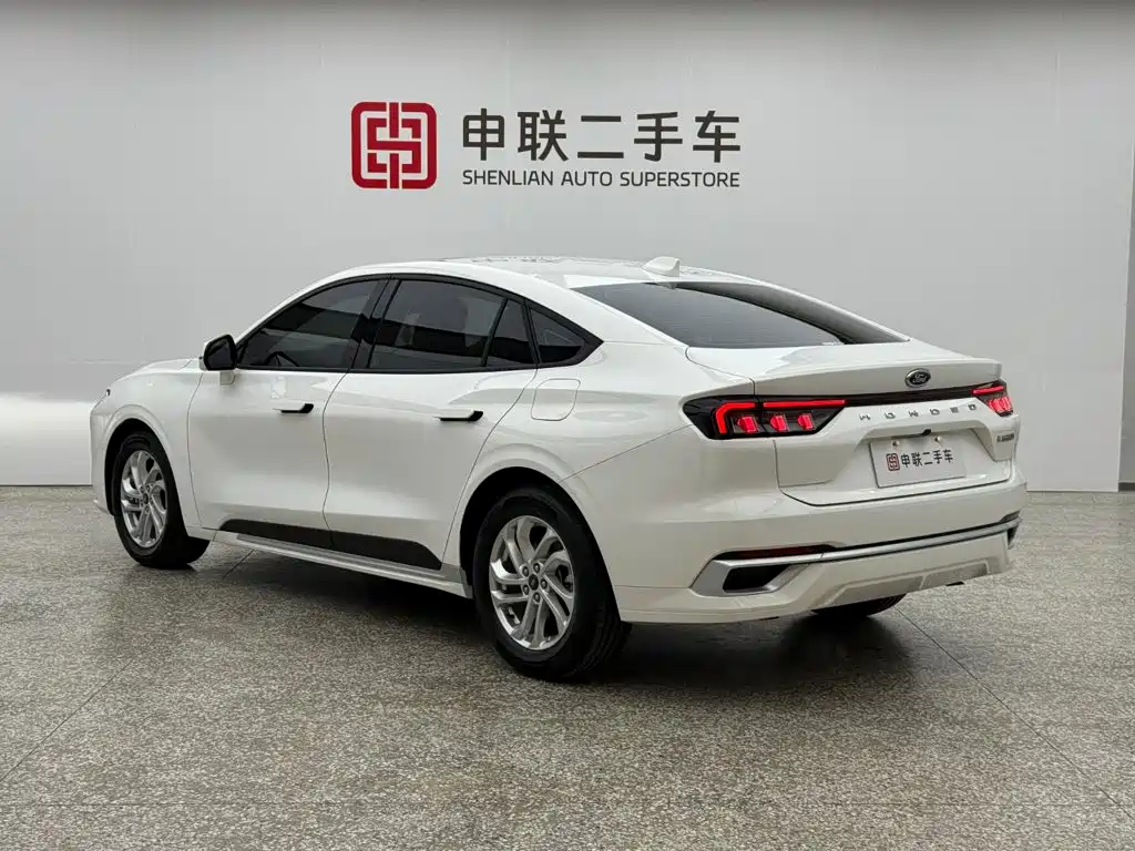 Ford Mondeo — миниатюра 2