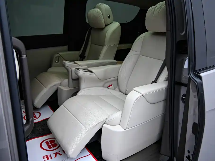 Li Auto Li MEGA — миниатюра 14
