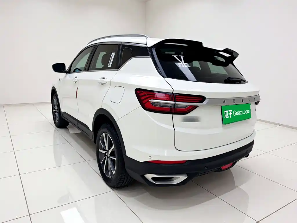 Geely Binyue — миниатюра 4