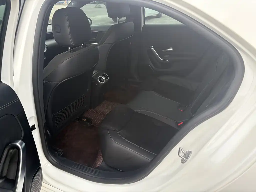 MERCEDES-BENZ A CLASS