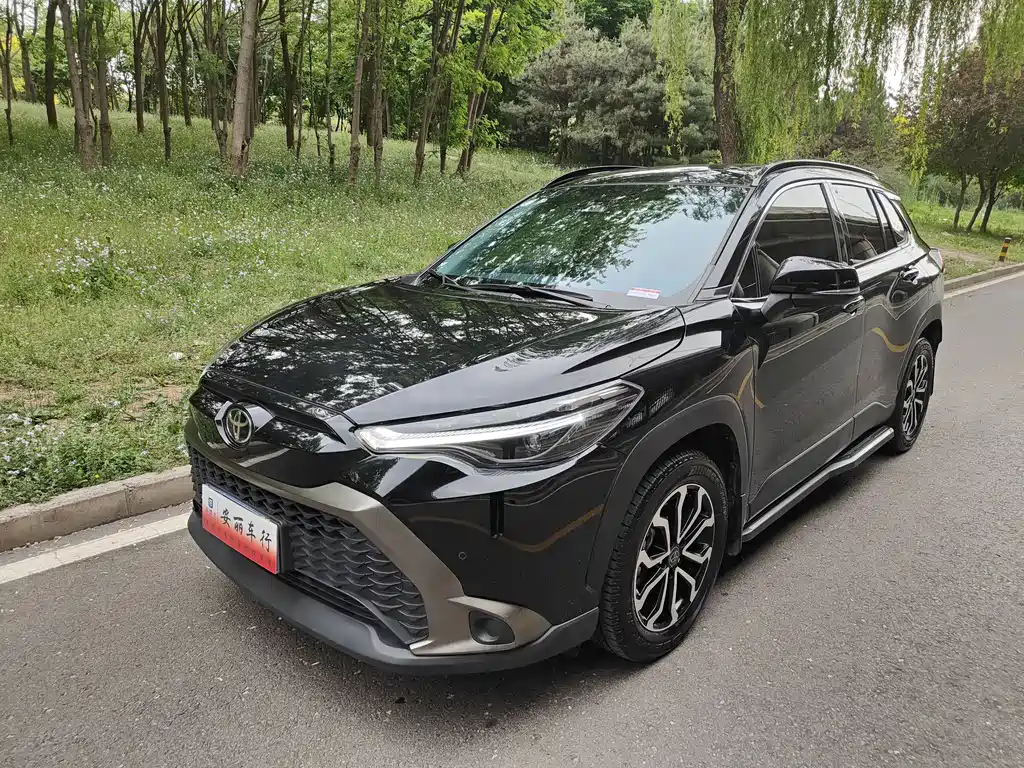 Toyota Frontlander 2023