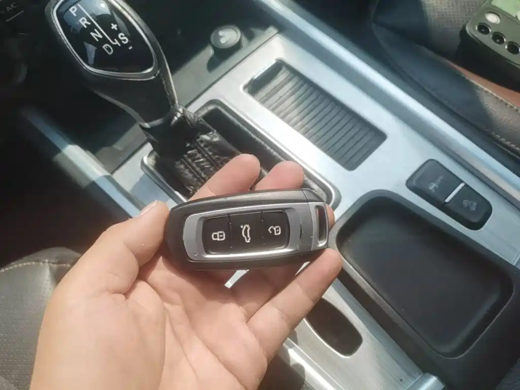 Geely Vision X6 — миниатюра 9