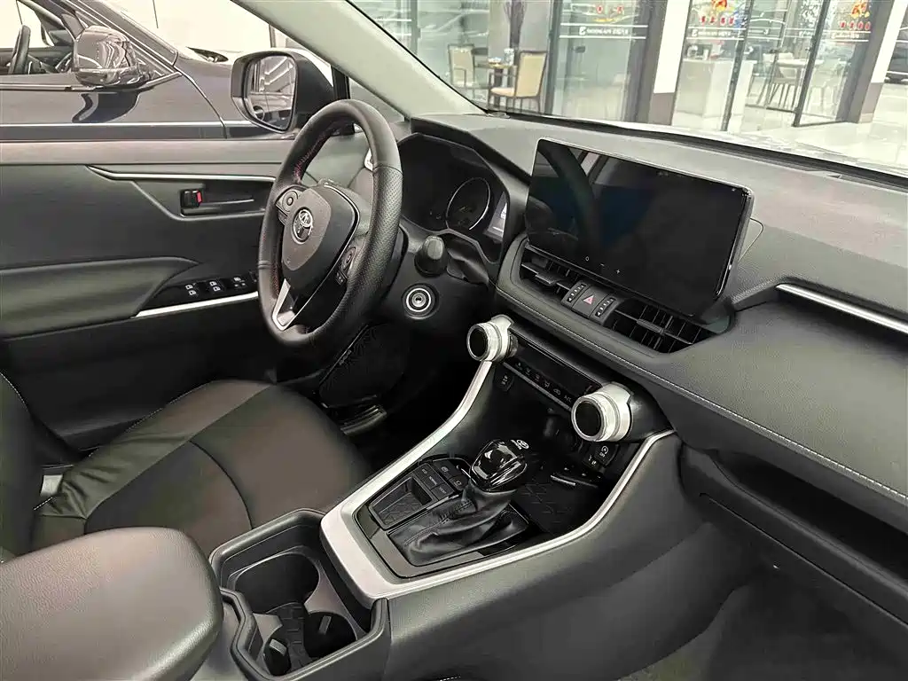 TOYOTA RAV4 RONGFANG