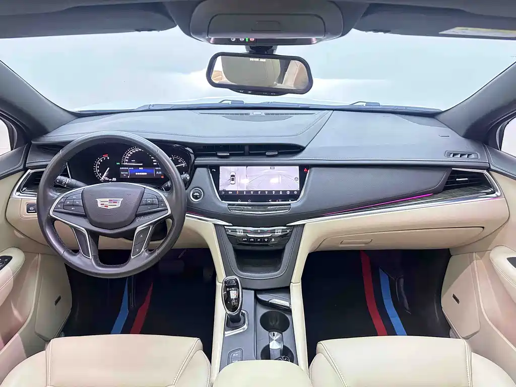 Cadillac XT5 — миниатюра 7