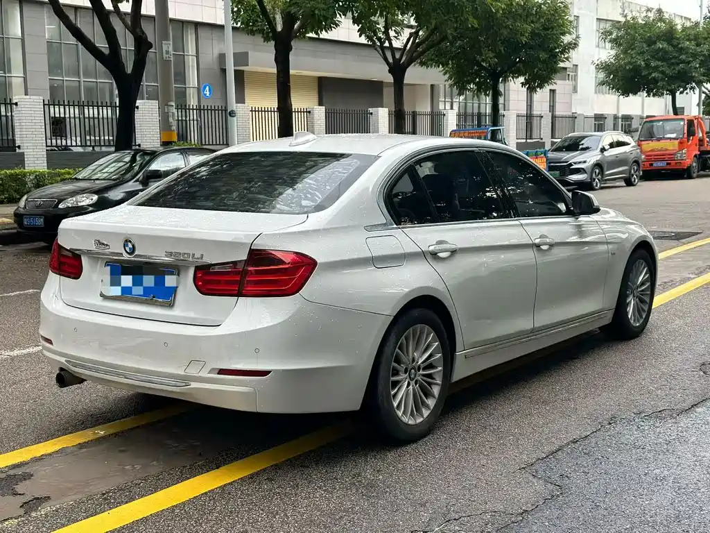 BMW 3 Series — миниатюра 4