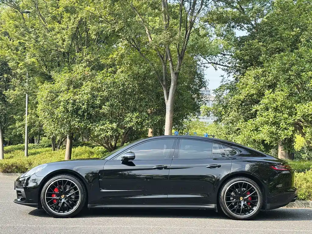 Porsche Panamera — миниатюра 4