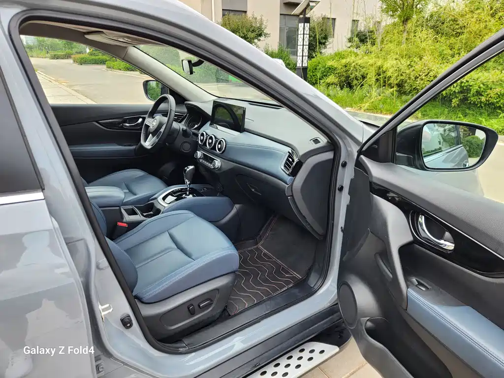 Nissan X-Trail — миниатюра 11