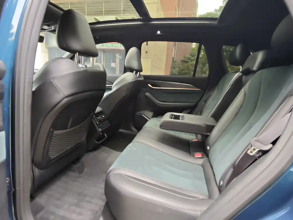 Geely Xingyue L — миниатюра 8