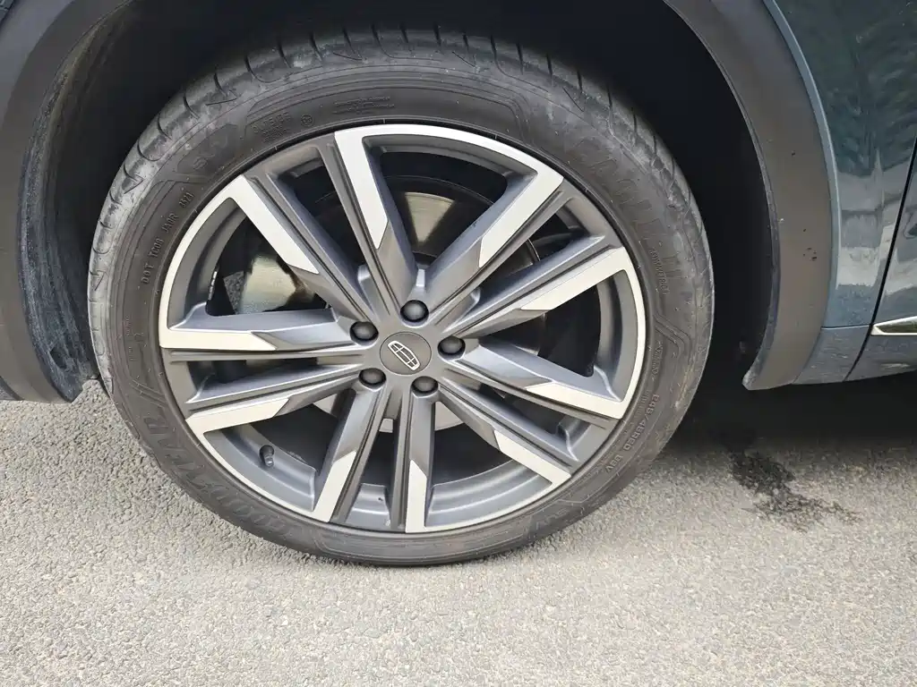 Geely Xingyue L — миниатюра 12