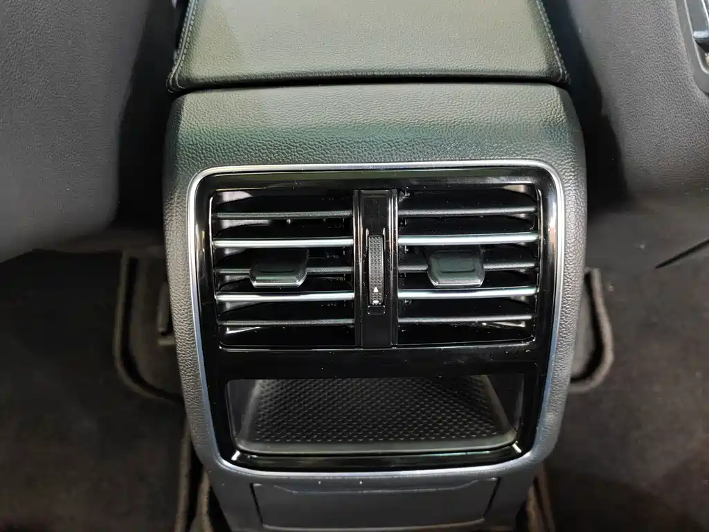 Volkswagen Magotan — миниатюра 10