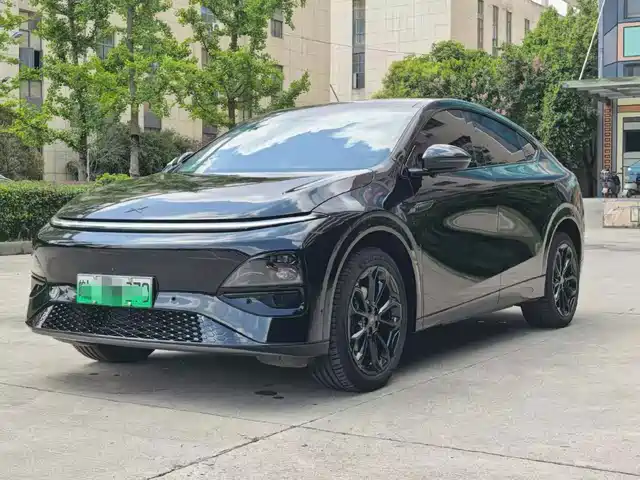 2025 Xpeng G6