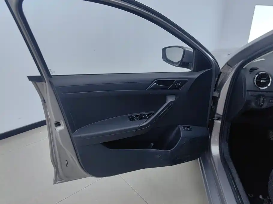 Jetta VA3 — миниатюра 7