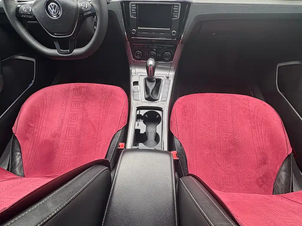 Volkswagen Passat — миниатюра 13