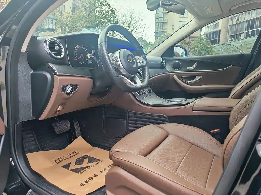 Mercedes-Benz E-Class — миниатюра 4
