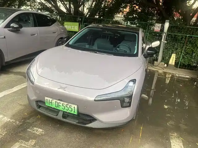 2025 Xpeng Mona M03
