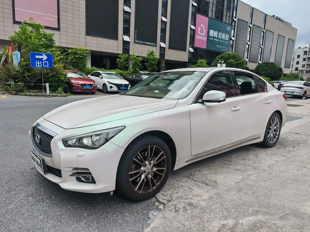 Infiniti Q50L — миниатюра 2