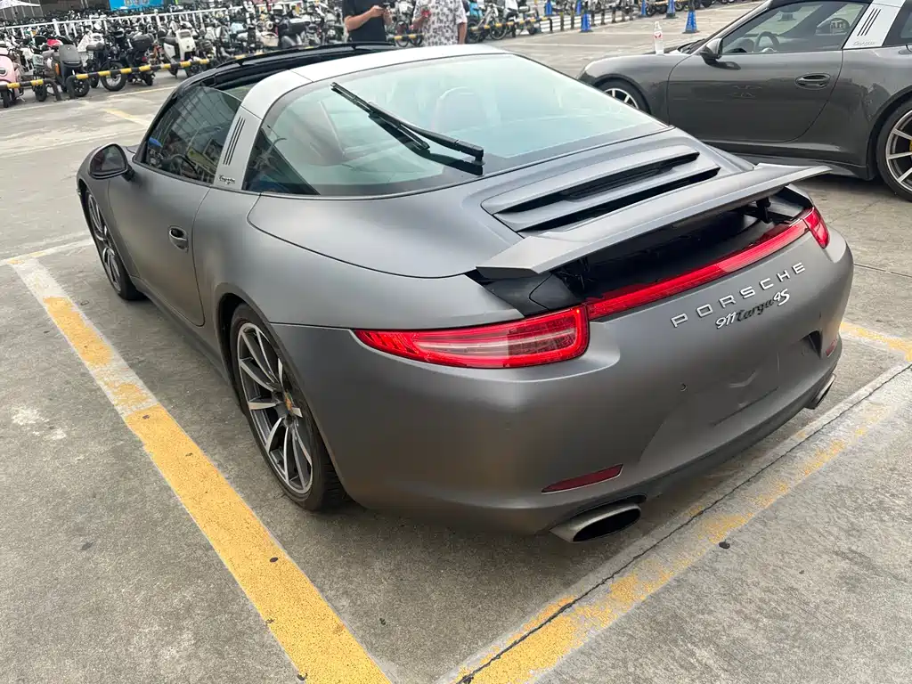 Porsche 911 2014 Targa 4 3.4L