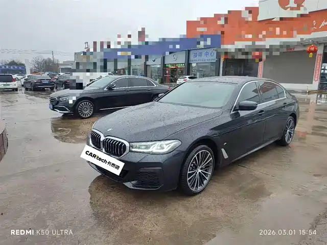 BMW 5 SERIES