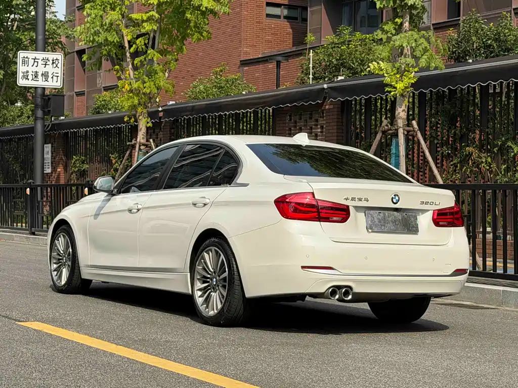 BMW 3 Series — миниатюра 16