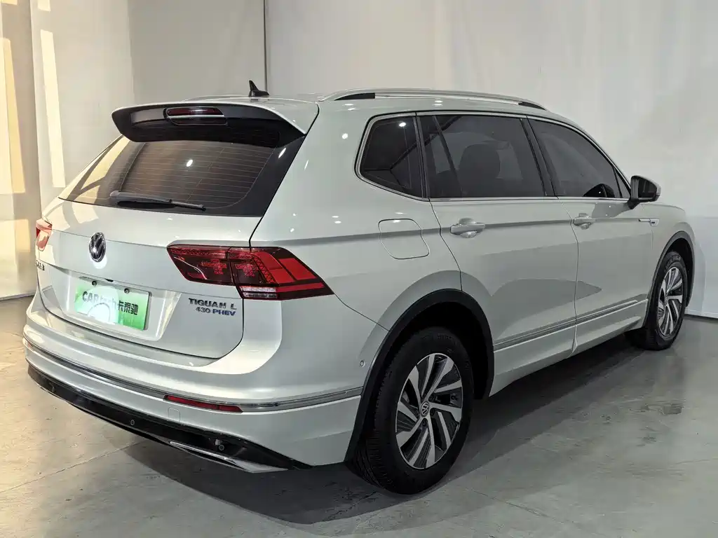 Volkswagen Tiguan L PHEV — миниатюра 14