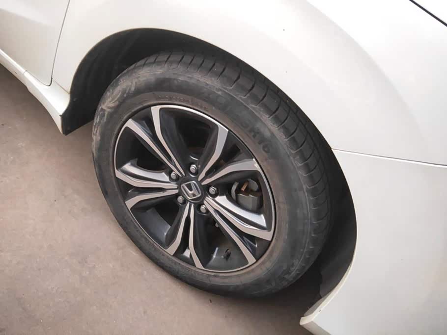 MG MG5 1.0 л 2022 г. Белый, пробег 26600 км