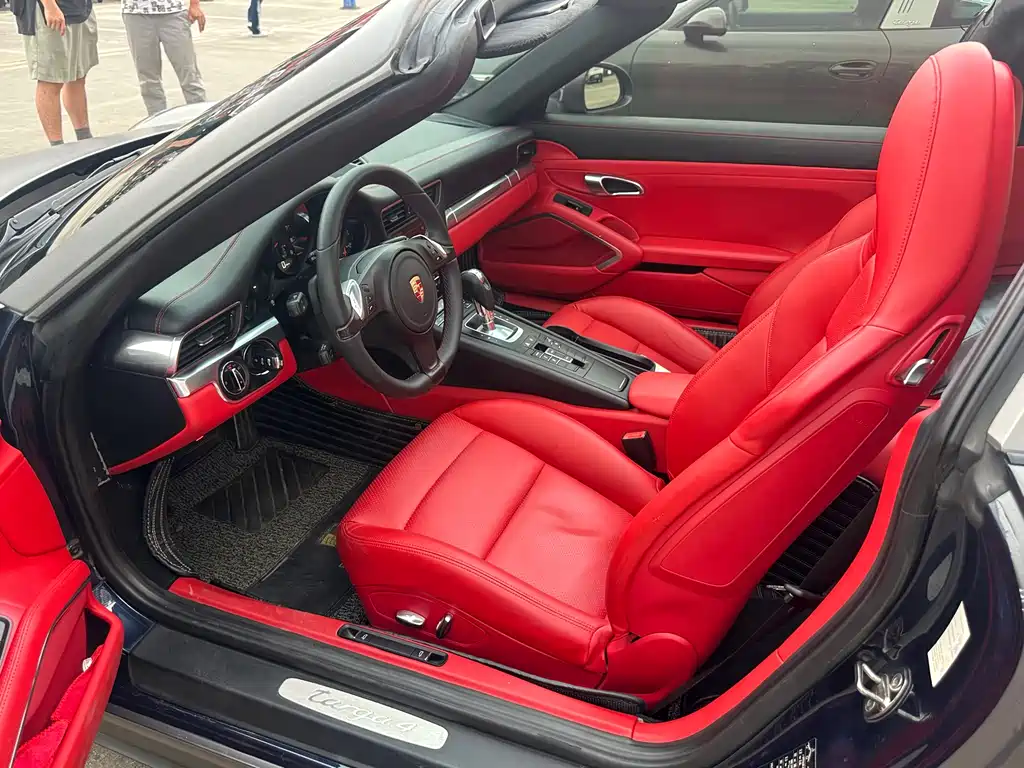Porsche 911 2014 Targa 4 3.4L